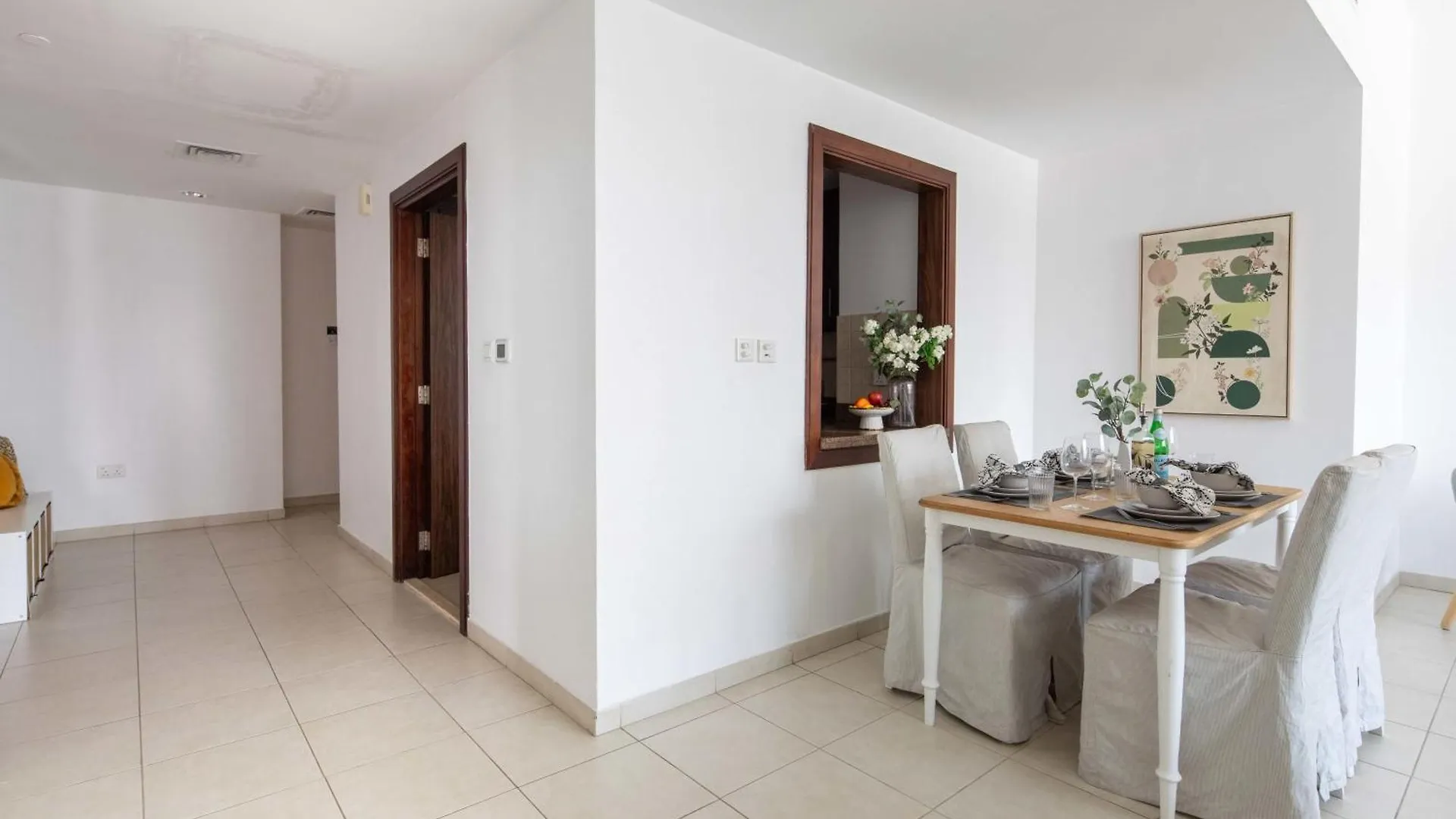Frank Porter - Executive Tower F Dubai 0*,  Forenede Arabiske Emirater