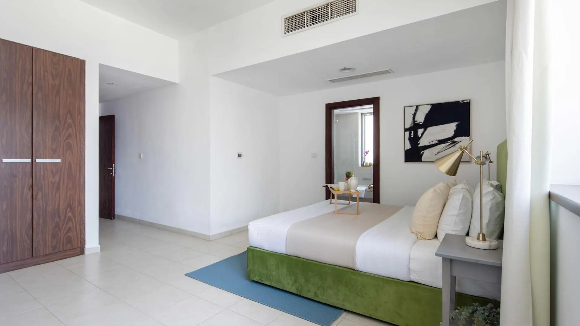 Apartment Frank Porter - Executive Tower F Dubai